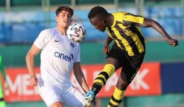 Kasımpaşa-İstanbulspor maçı berabere bitti
