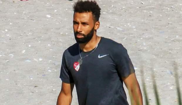Beşiktaş ve F.Bahçe peşinde! Sangare ilk kez açıkladı