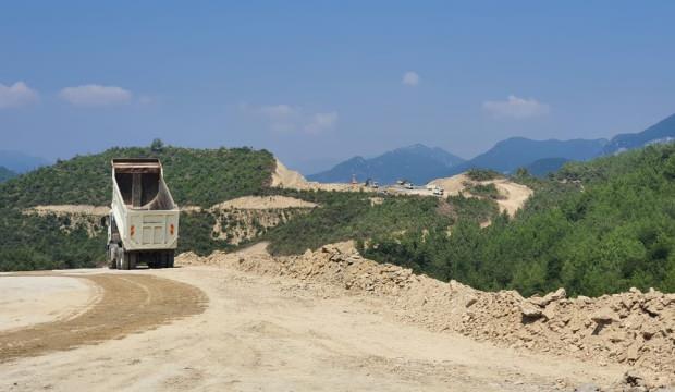Kamulaştırma sonrası Savrun Barajı'nda çalışmalar hızlandı
