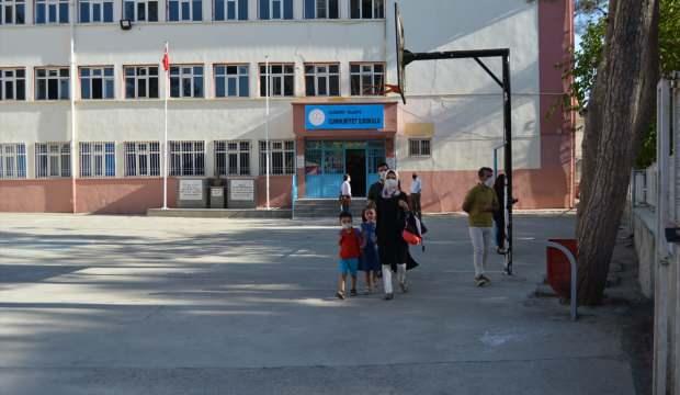Bakanlıktan son dakika yüz yüze eğitim açıklaması: Destek geliyor