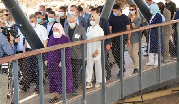Koronavirüsü yenen Binali Yıldırım ve eşi Semiha Yıldırım Göbeklitepe’yi gezdi