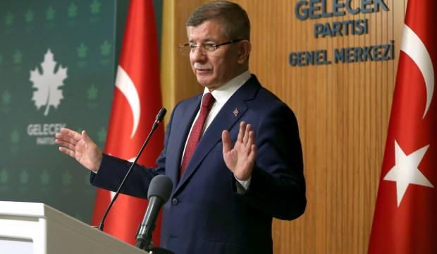 Ahmet Davutoğlu ile ilgili çok çarpıcı sözler: Yoksa açılmasını istemediği defterler mi var?