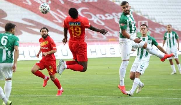 Konyaspor 83'te 1 puanı kurtardı