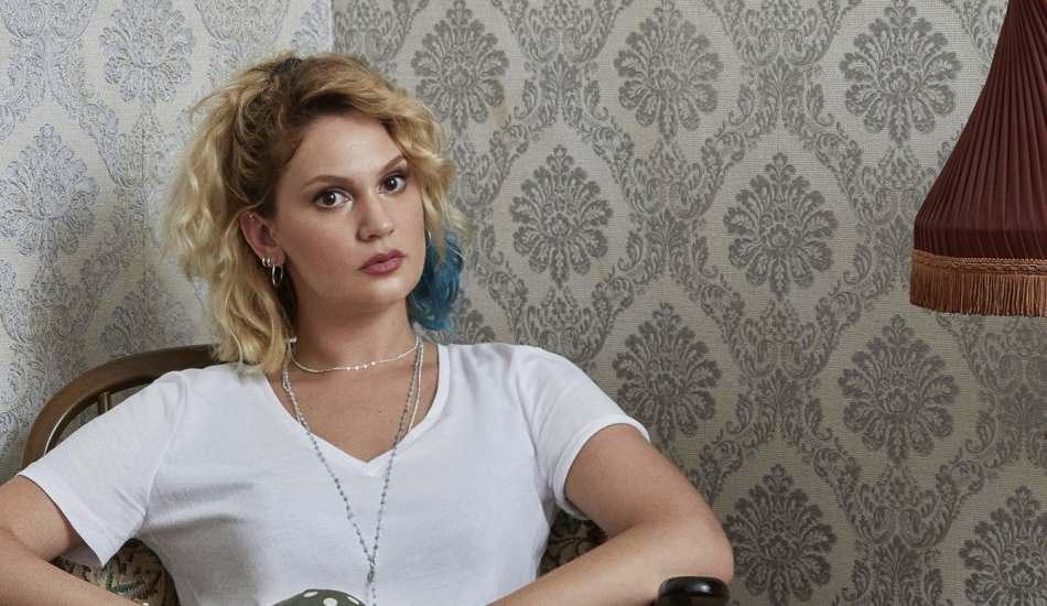 oyuncu_farah_zeynep_abdullah_tum_yatirimini_bebekte_yapti_1603005211_2554.jpg