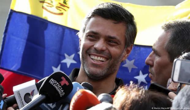 ABD'nin darbe ümidiydi! Leopoldo Lopez İspanya'ya kaçtı