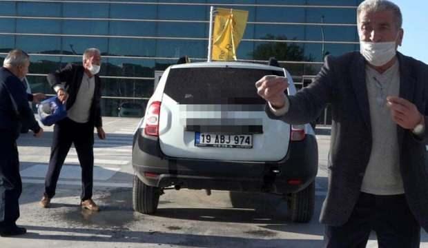 Aldığı araç hasarlı çıkınca çıldırdı...