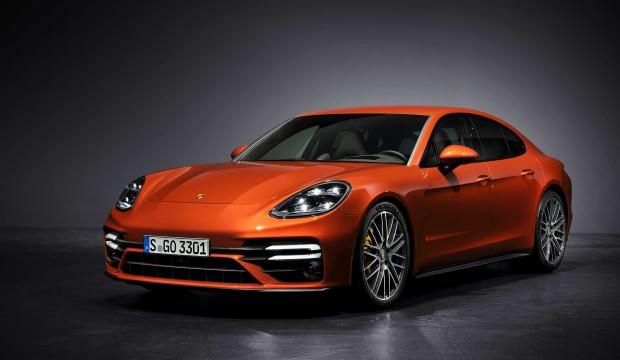 Alman sporcu Porsche Panamera 4S tanıtıldı