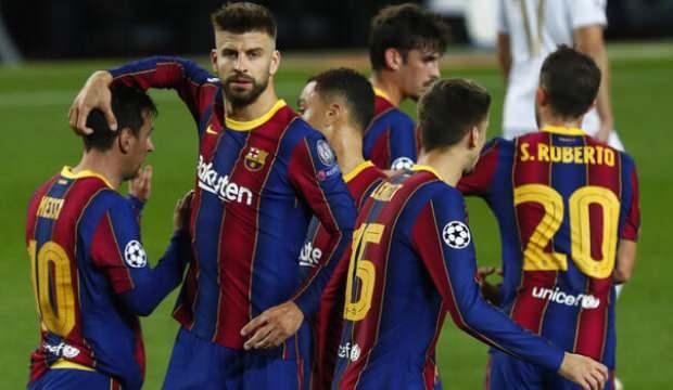 Barcelona, 4 futbolcusunun sözleşme süresini uzattı