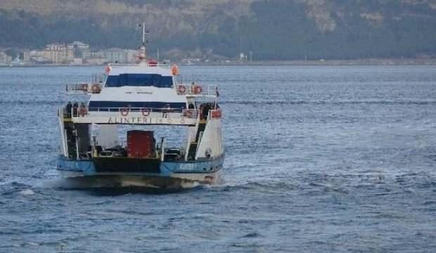 Gökçeada'da bazı feribot seferleri fırtına nedeniyle iptal edildi