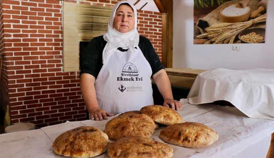 hamurla_mi_ugrasacaksin_diyen_esine_inat_firinci_oldu_1603102836_5091.jpg