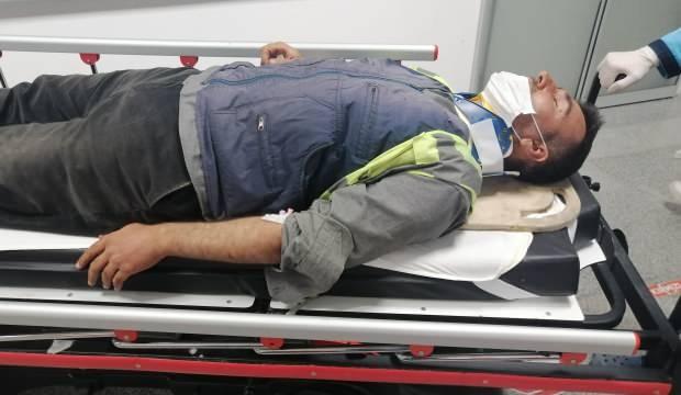 Otoyol işçilerini taşıyan minibüs devrildi: 14 yaralı