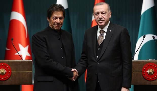 Başkan Erdoğan, İmran Han ile telefonda görüştü