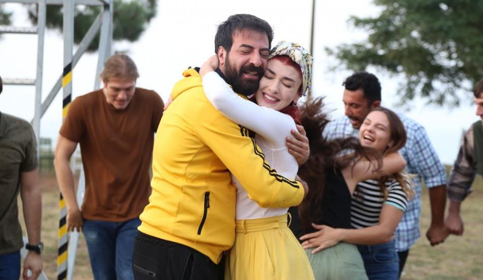 kuzey_yildizinda_dugun_var_kuzey_yildizi_ilk_ask_39_bolum_1_fragmani_1604826404_2801.jpg