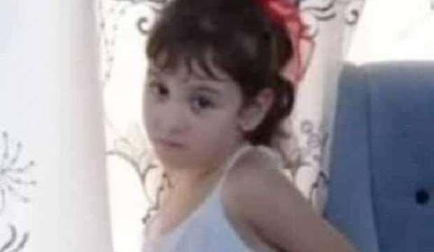 Okul yolunda bombaların hedefi oldu