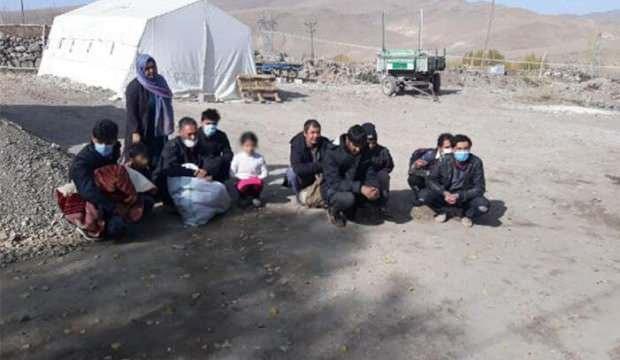 Van'da Afganistan uyruklu 12 kaçak göçmen yakalandı