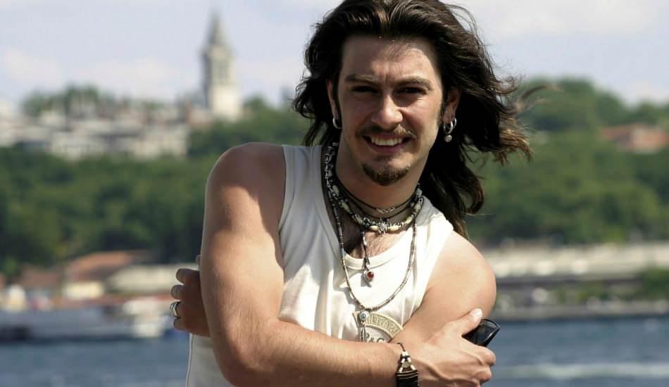 merhum_sanatci_baris_akarsunun_hayati_film_oluyor_1605075233_3596.jpg