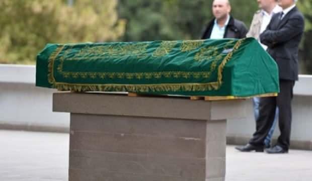 Rüyada ölüm haberi almak neye işaret? Rüyada ölüm haberini alıp ağlamak hayırlı mıdır?