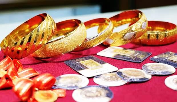 Altin Fiyatlari Dalgalanma Suruyor 18 Kasim Gram Altin Ceyrek Altin Alis Satis Fiyatlari Guncel Haberleri