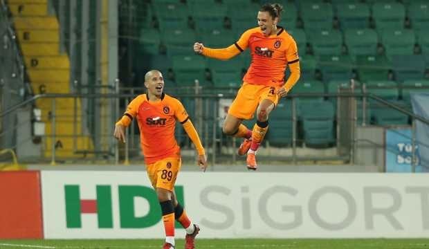 Feghouli: Haydi hocam, Taylan hazır