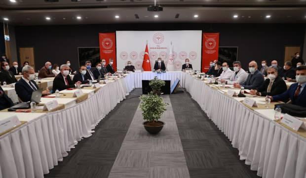 Sağlık Bakanı Koca'dan İstanbul uyarısı: Risk devam ediyor