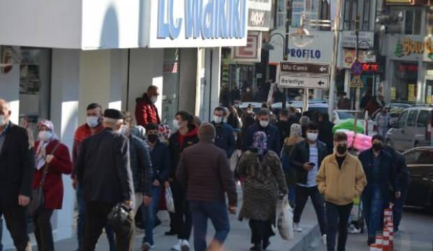 Vaka sayılarına rağmen mahşeri kalabalık