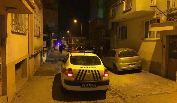 Barışmayı kabul etmediği husumetlisinin evine kurşun yağdırdı!