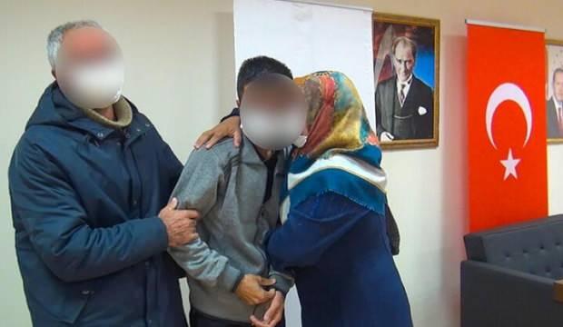 Muş'ta ikna edilen PKK'lı, ailesiyle buluşturuldu