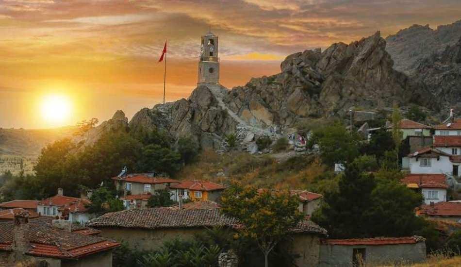sivrihisar_nerede_sivrihisarda_ne_yenir_sivrihisarda_gezilecek_yerler_1606748129_9151.jpg