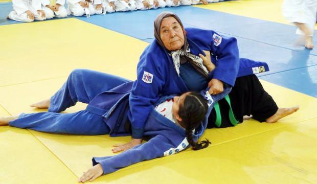 80 yaşındaki judocu nine, koronavirüsten öldü