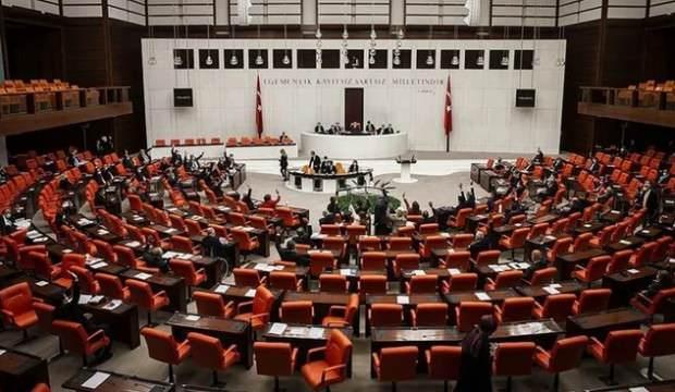 Çekte vadeden önce ibraz yasağı 1 yıl daha uzatıldı