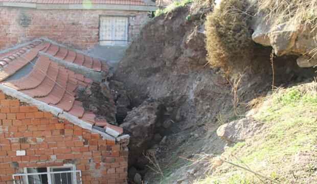 İzmir'de depremden sonra heyelan paniği!