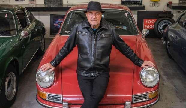 Koleksiyonuna 80'inci Porsche'sini ekledi