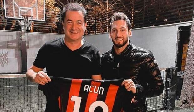 Hakan Çalhanoğlu'dan sürpriz 'Survivor' paylaşımı!