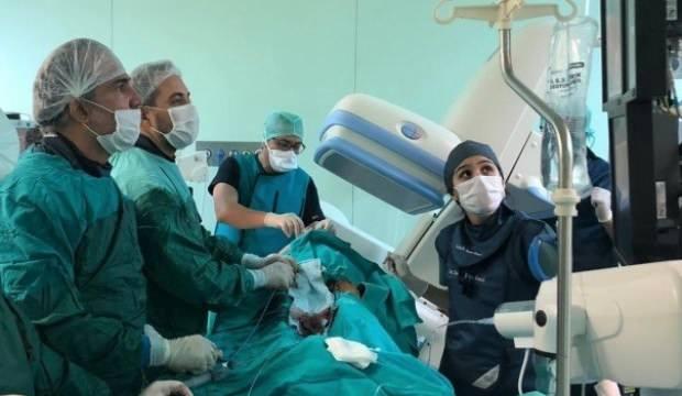 Kalpte Olusan Delik Tedavisinde Ilk Kez Uygulandi Ameliyatsiz Semsiye Yontemi Saglik Haberleri