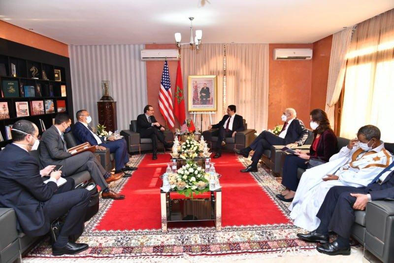 Fas Dışişleri Bakanı Nasır Burita ve ABD Yakın Doğu İşlerinden Sorumlu Dışişleri Bakan Yardımcısı David Schenker