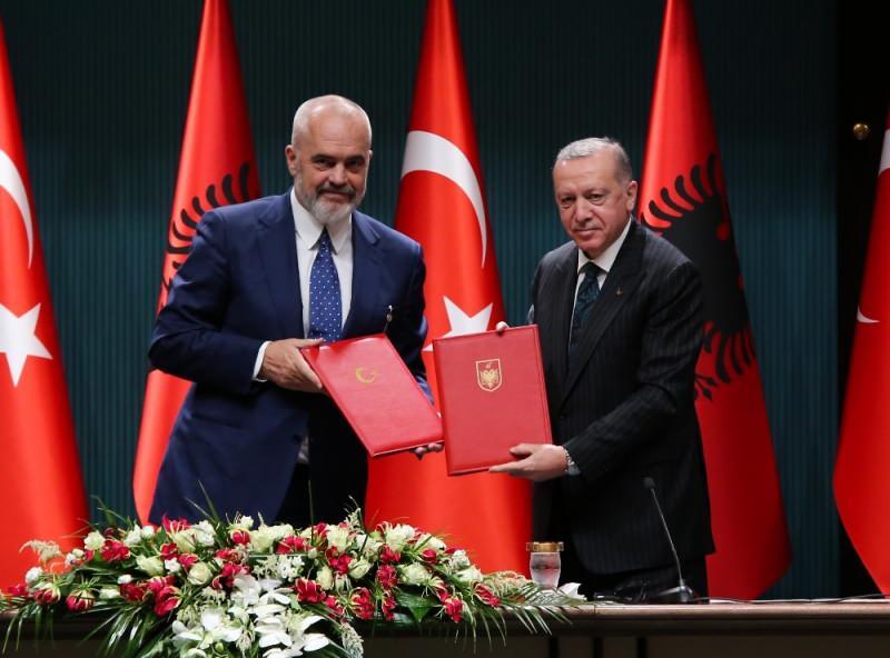 Başkan Recep Tayyip Erdoğan ve Arnavutluk Başbakanı Edi Rama