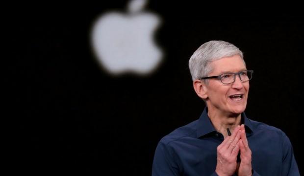 Apple CEO'su yüzde 28 daha fazla kazandı