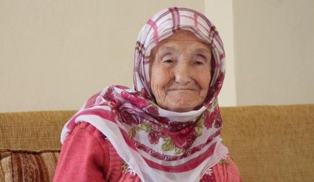 Koronavirüsü yenen 105 yaşındaki Emine Nine'den uyarı