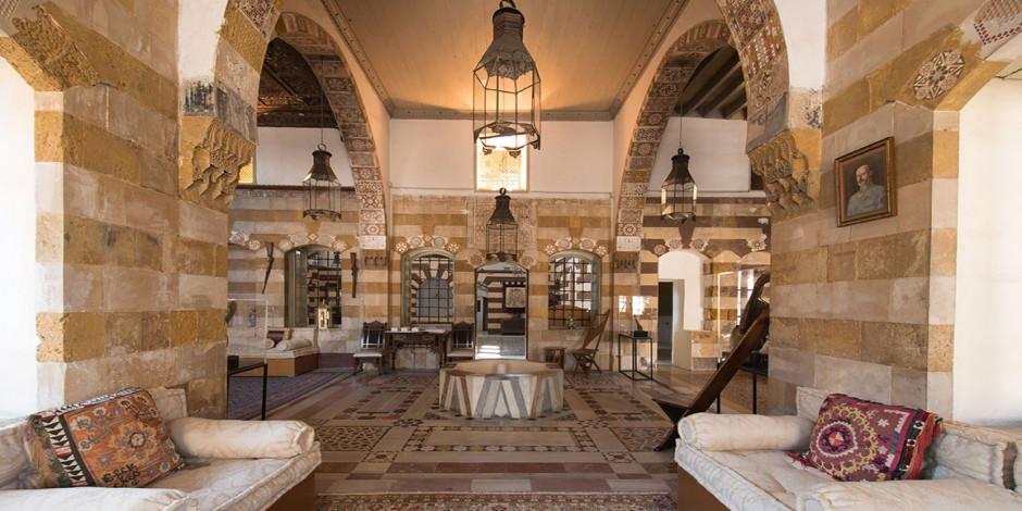 Lübnan'da Osmanlı yadigarı Debbane Sarayı yıllara meydan okuyor