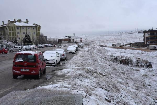 Son dakika: Eskişehir’e ilk kar yağdı, yüksek kesimler beyaza büründü
