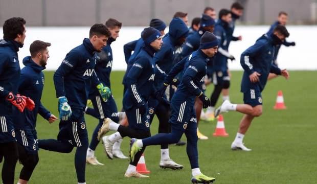 Ankaragücü maçı öncesi Fenerbahçe'de 7 eksik!