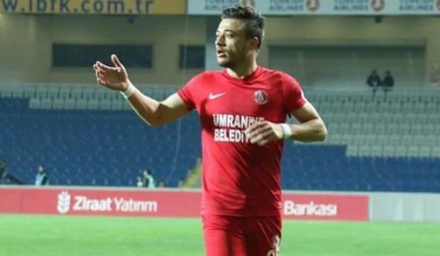 Sivasspor'dan savunmaya takviye