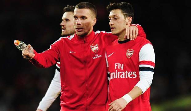 Podolski'den Fenerbahçelileri kızdıracak Mesut Özil yorumu!