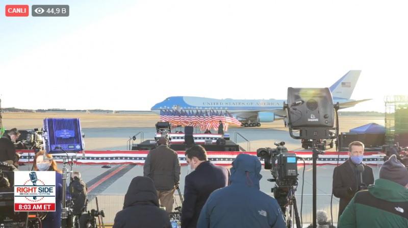 Başkanlık uçağı havaalanında Trump'ı bekliyor...