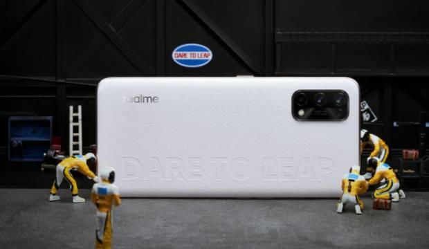 Realme Race Pro ilklerin telefonu olacak!