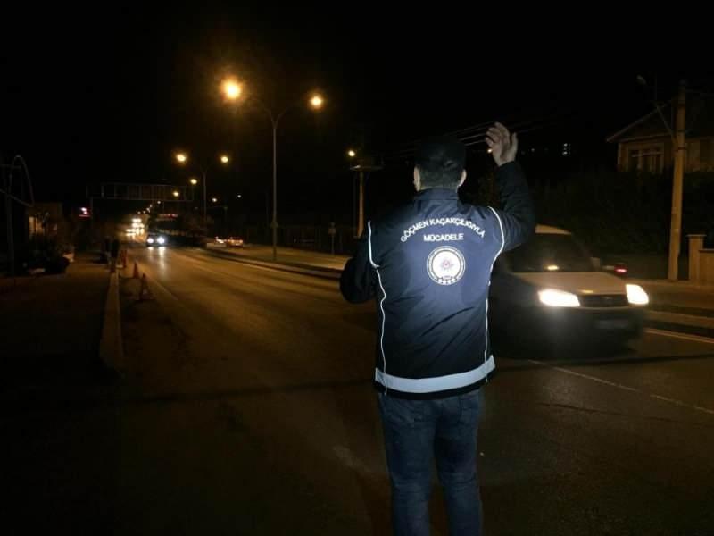 267 takım ve 717 polis ile göçmen kaçakçılığı uygulaması