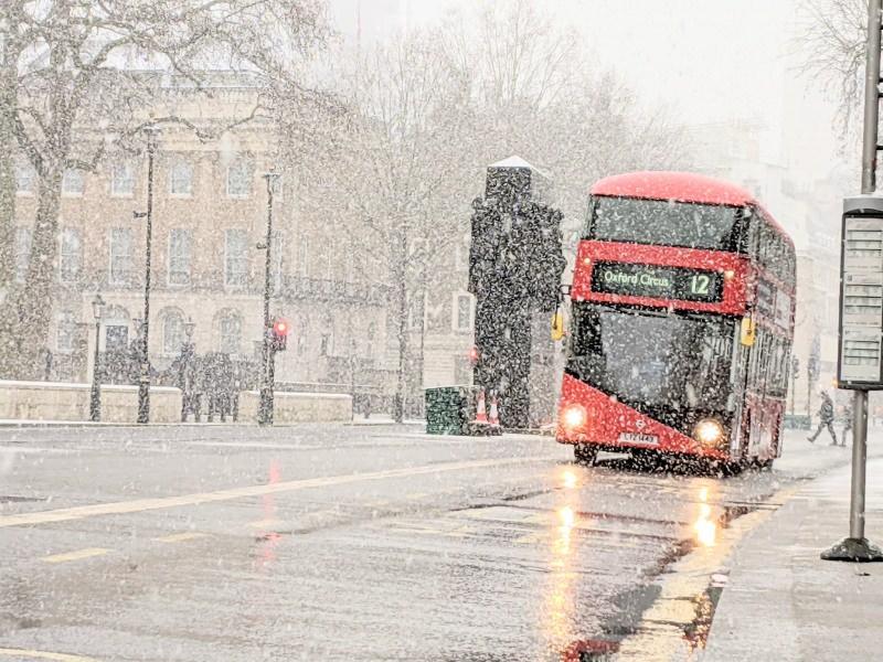Londra’da yılın ilk karı yağdı