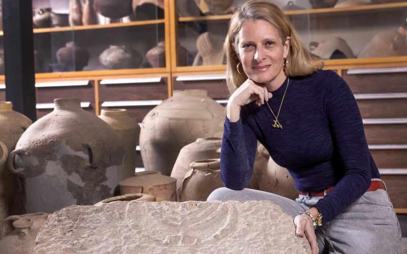 Keşif çalışmalarına başkanlık eden arkeolog Katia Cytryn-Silverman