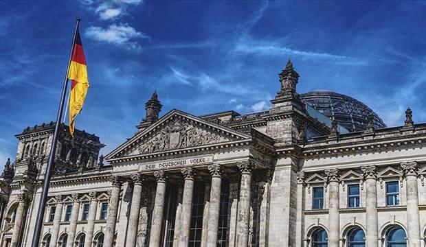 Kassel Valisi'ni öldüren Neonazi Ernst'e ömür boyu hapis cezası