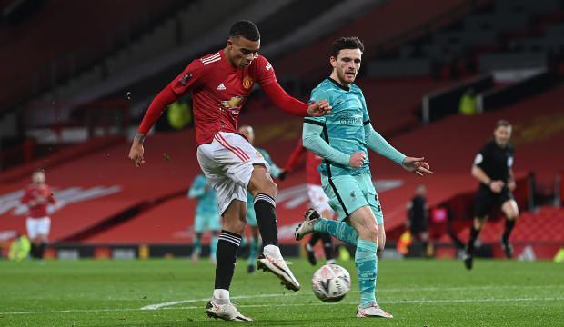 Manchester United, Liverpool'u kupadan eledi!